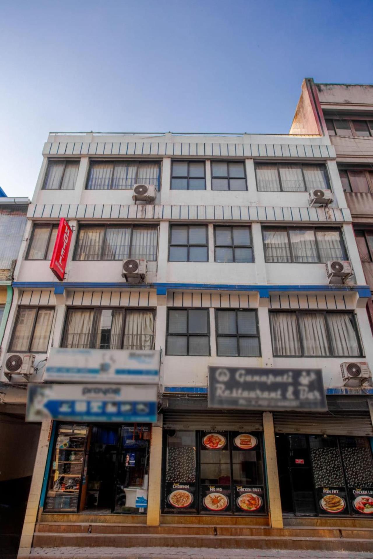 Oyo 808 Hotel Om Ganapati Pvt Ltd Катманду Екстериор снимка