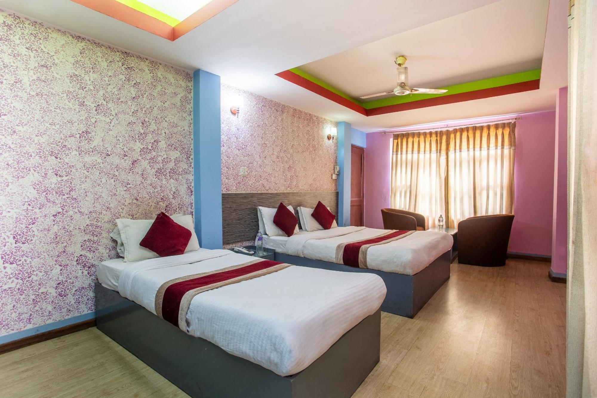 Oyo 808 Hotel Om Ganapati Pvt Ltd Катманду Екстериор снимка
